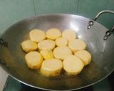 Hình bước làm 2 của món Cà ri vịt xiêm