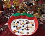 A picture of step 3 of Kesar pista mousse.
