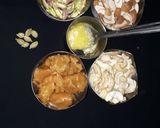 ડ્રાયફ્રૂટ ચિક્કી (Dryfruit Chikki Recipe in Gujarati) રેસીપી સ્ટેપ1ફોટો