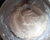 A picture of step 1 of Sooji Handwa.