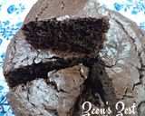 A picture of step 4 of Basic Chocolate Sponge.