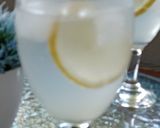 Foto langkah ke 4 dari resep Lemon Breeze Mojito.