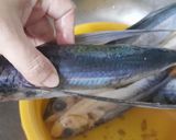Hình bước làm 2 của món Canh cá chuồn nấu ngót