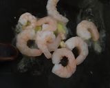 Foto del paso 4 de la receta: Empanadas camarón queso