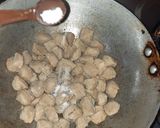 A picture of step 5 of Capsicum & Soya Chunks kadhai masala.
