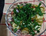 Foto del paso 4 de la receta: Ensalada de pepino encurtido con toque de perejil