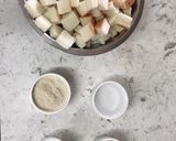 Hình bước làm 1 của món Bánh mì bơ sữa đường