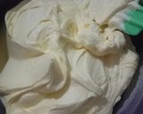 Foto langkah ke 2 dari resep BUTTER CREAM HOMEMADE (untuk olesan kue-kue cupcake,kue tart).