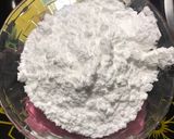 Hình bước làm 1 của món Lamingtons kiểu Úc