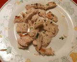 Foto del paso 4 de la receta: Patata asada, rellena de filetes de pollo al ajillo y perejil