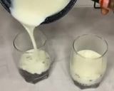 A picture of step 7 of Oreo pudding dessert.