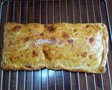 Foto del paso 4 de la receta: Empanada de salmón ahumado con extra de queso