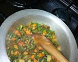A picture of step 2 of Carrot spaghetti and French beans.