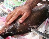 صورة لخطوة 1 من وصفة السمك المسگوف على الطريقه العراقيه