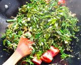 Foto langkah ke 4 dari resep Tumis Pakis Ebi Cabe Rawit.