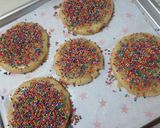 Foto del paso 6 de la receta: Galletas con grageas
