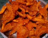 फ्राइड चिली ओएस्टर मशरूम (fried chilli oyster mushroom recipe in Hindi) रेसिपी चरण 3 फोटो