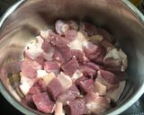 Hình bước làm 2 của món Cá Hồng, cá Trai trứng kho thịt