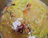 Foto del paso 8 de la receta: Sopa de mejillones al azafrán