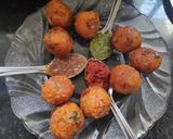 A picture of step 4 of Crispy Rice Balls.