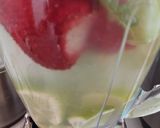Foto del paso 3 de la receta: Limonada de Frutilla y Menta fácil
