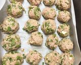 A picture of step 4 of Asian style turkey meatballs.