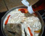 Foto langkah ke 4 dari resep Tom Kha Gai.