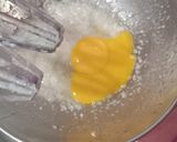 A picture of step 5 of Center filled chocolate cup cakes😋.
