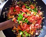 A picture of step 5 of Pasta with mincemeat.