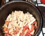 Foto del paso 4 de la receta: Guiso en caldero con mondongo en olla express