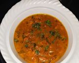 A picture of step 14 of Paneer curry.