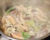 Foto langkah ke 4 dari resep Sup Shiitake dan Telur.