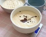 Foto langkah ke 3 dari resep Bolu Kukus Tiramisu.