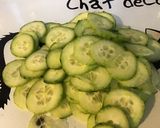 Une image de l'étape 1 de Salade fleur au concombre betteraves rouges et artichauts sauce citron.