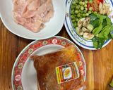 รูปขั้นตอนการทำที่ 1 ของ ไก่ผัดเผ็ด