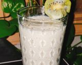 A picture of step 3 of Kiwi smoothie.