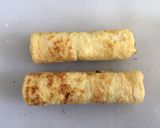 Foto langkah ke 4 dari resep Simple Beef Floss Roll Bun.