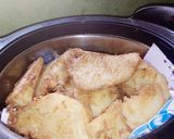 A picture of step 4 of Fried Yam with Egg.