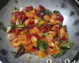 A picture of step 2 of Indian Plum Chutney.