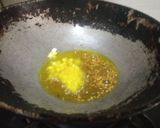 A picture of step 1 of Chutney wale khatte meethe kaddu ki sabzi.