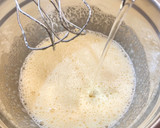 Foto del paso 3 de la receta: Pastel muy esponjoso con cobertura a las “ 4 leches”