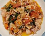 Foto langkah ke 4 dari resep Cumi tumis kemangi.