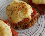 Foto del paso 10 de la receta: Rollitos de berenjena rellenos de boloñesa y gratinados con bechamel
