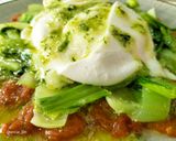 Foto del paso 5 de la receta: Pak choi con tomate confitado, burrata trufada y pesto