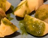 Foto del paso 4 de la receta: Pulpo a la brasa con papas con mojo verde