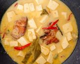 Foto langkah ke 5 dari resep Mangut Tahu Ikan Asap.