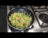 ક્રીમી પનીર ભૂર્જી(Creamy paneer bhurji recipe in Gujarati) રેસીપી સ્ટેપ2ફોટો