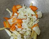 Foto langkah ke 6 dari resep Capcay Kuah.