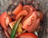 A picture of step 3 of Tomato Jam with Green Chili and Black Pepper.