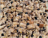 Foto langkah ke 3 dari resep Pudding Roti Tawar Cokelat Granola Panggang.